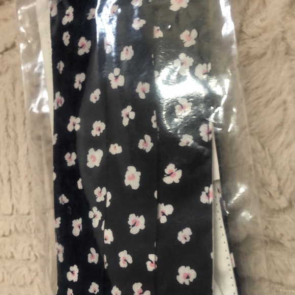 GAP floral face masks 3-pack, New in sealed packaging - Picture 6 of 16